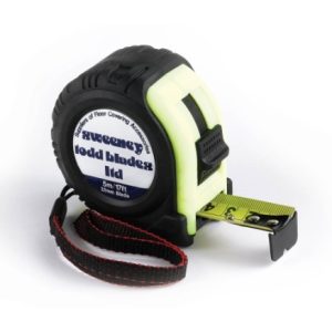 Carpet-fitters-measuring-tape