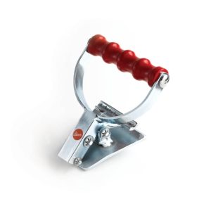 Pajarito-carpet-pulling-claw