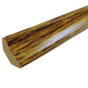 Laminate floor scotia beading in rustic oak